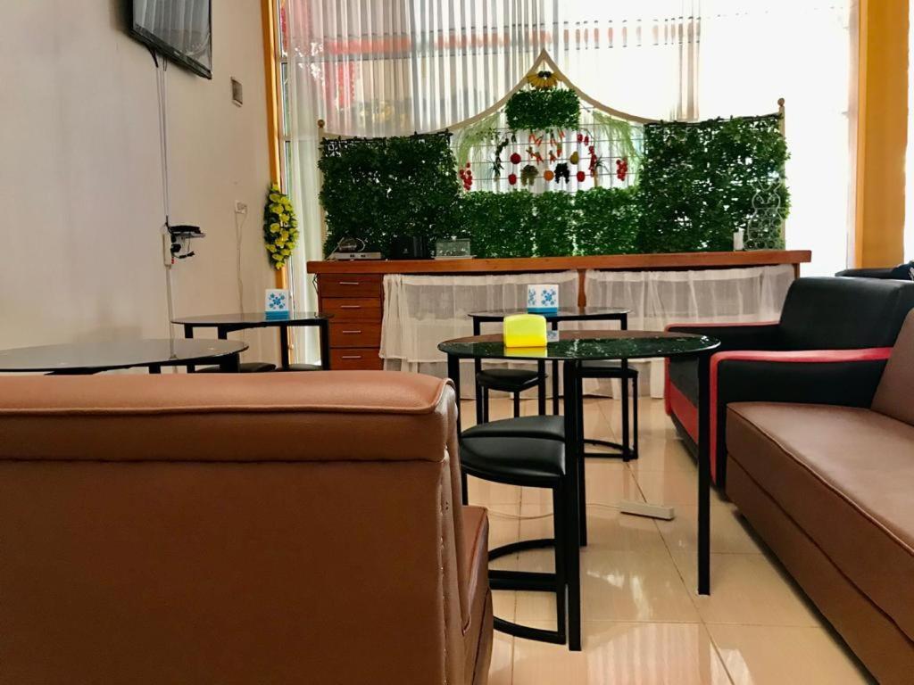 Penginapan Intan Bandara Padang Kültér fotó